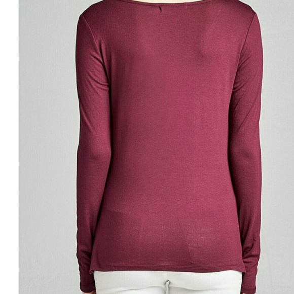 SOLD OUT! Red long sleeve twisted knot hem Top - Picture 2 of 2
